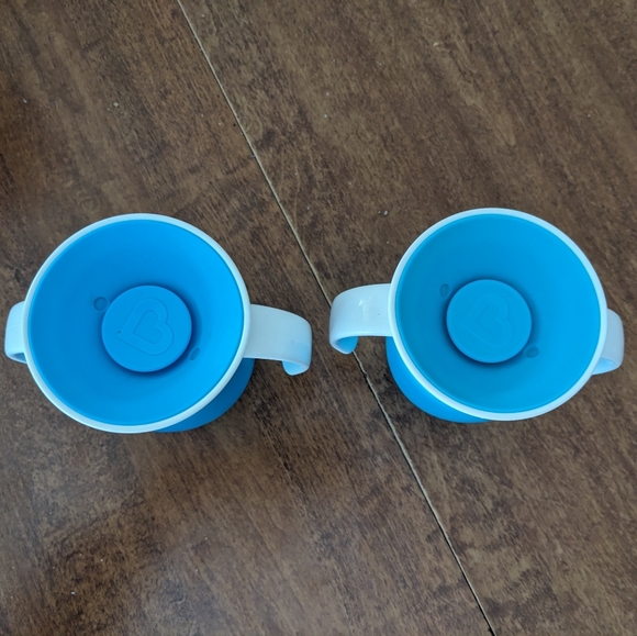 2 Munchkin Miracle 360 Trainer Spoutless Sippy Cups Lot 2 With Handles / 3rd cup - Picture 4 of 5